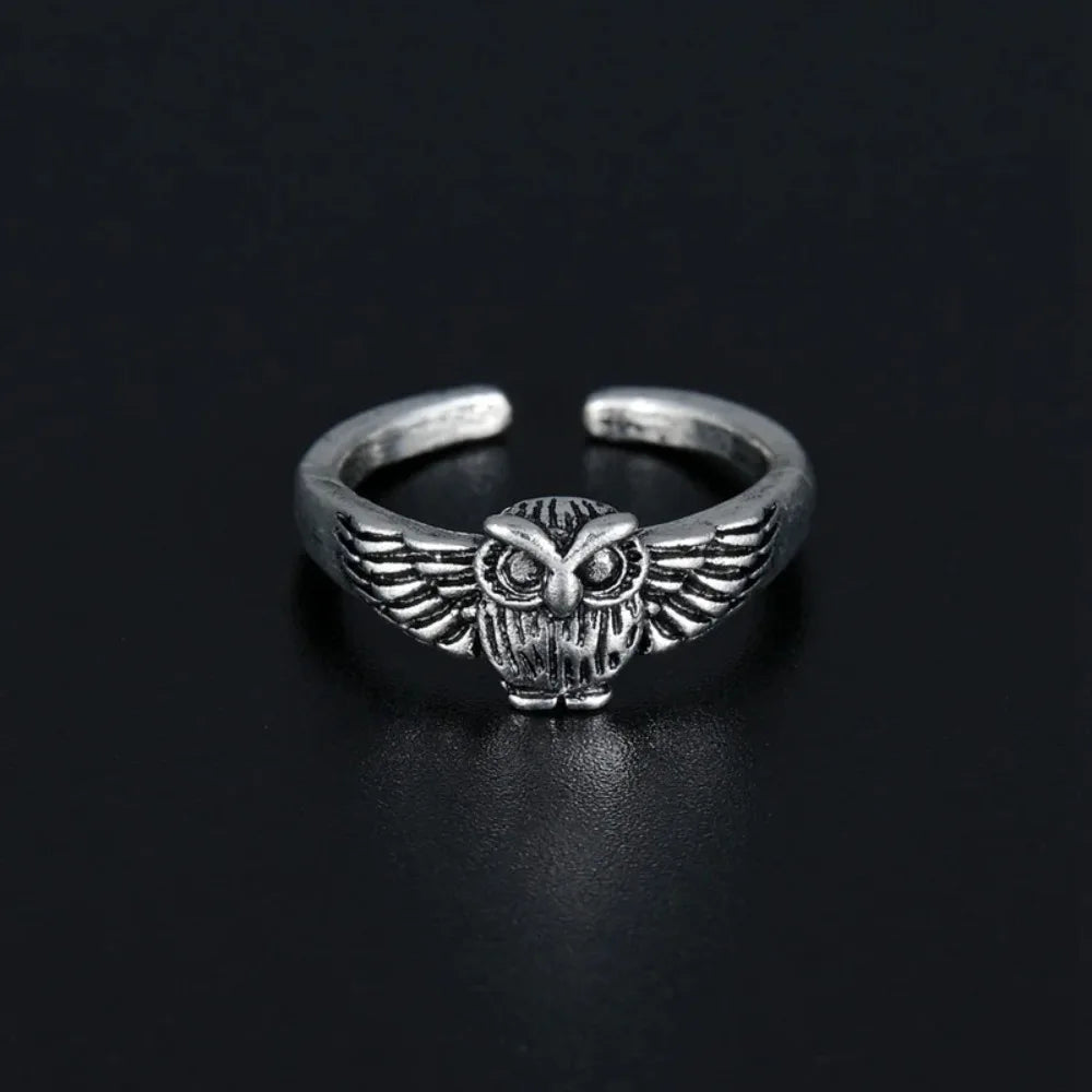GoWiseOwl’s Ring – Timeless Owl Elegance
